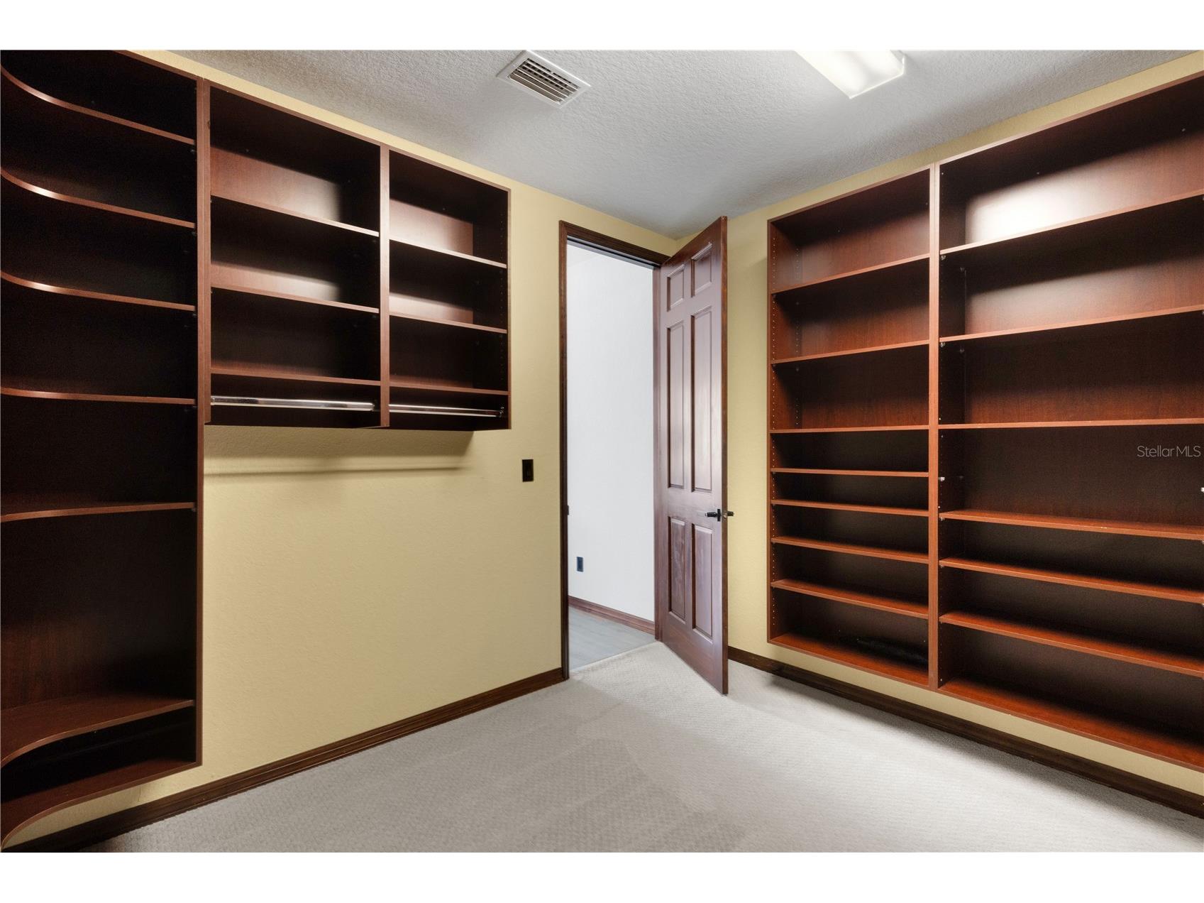 3021 59th Avenue S Saint Petersburg FL 33712 TB8505345 image62