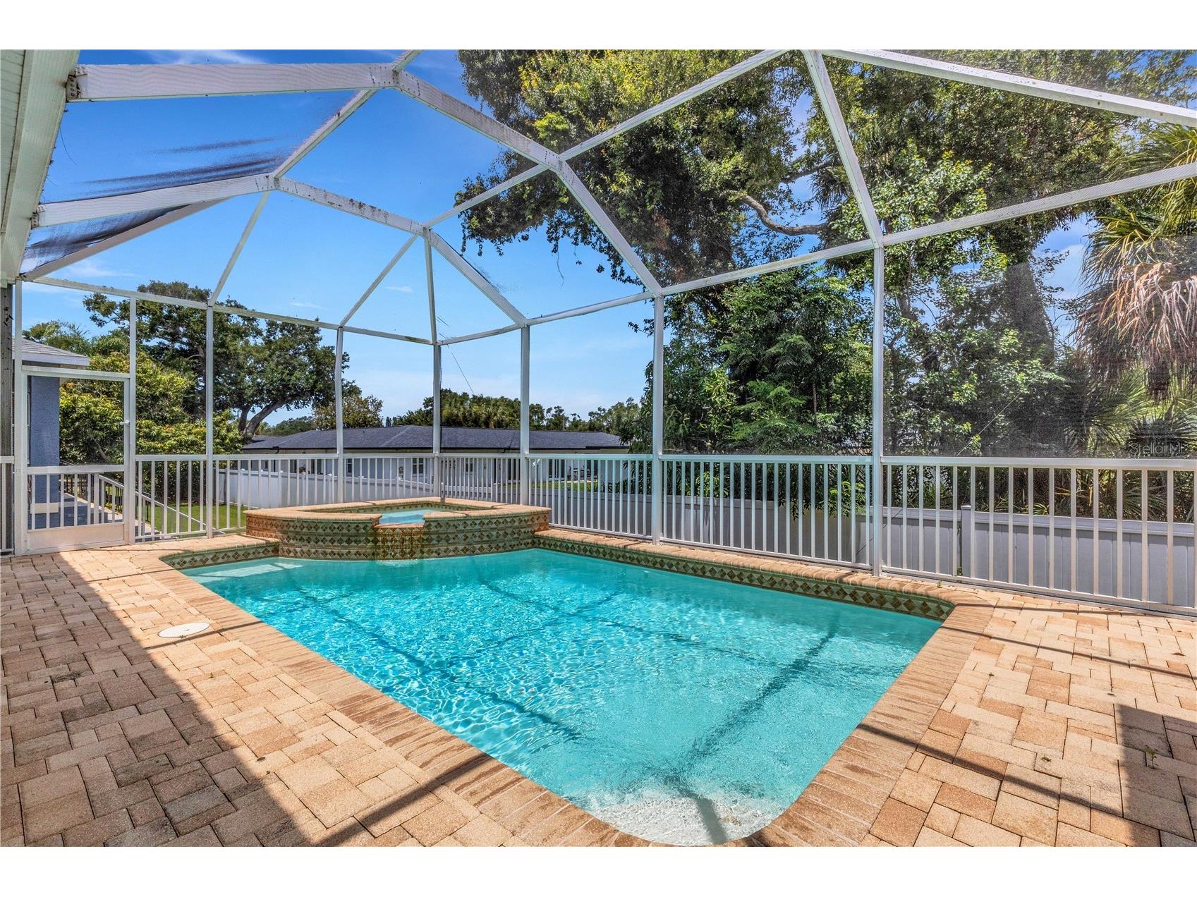 3021 59th Avenue S Saint Petersburg FL 33712 TB8505345 image73