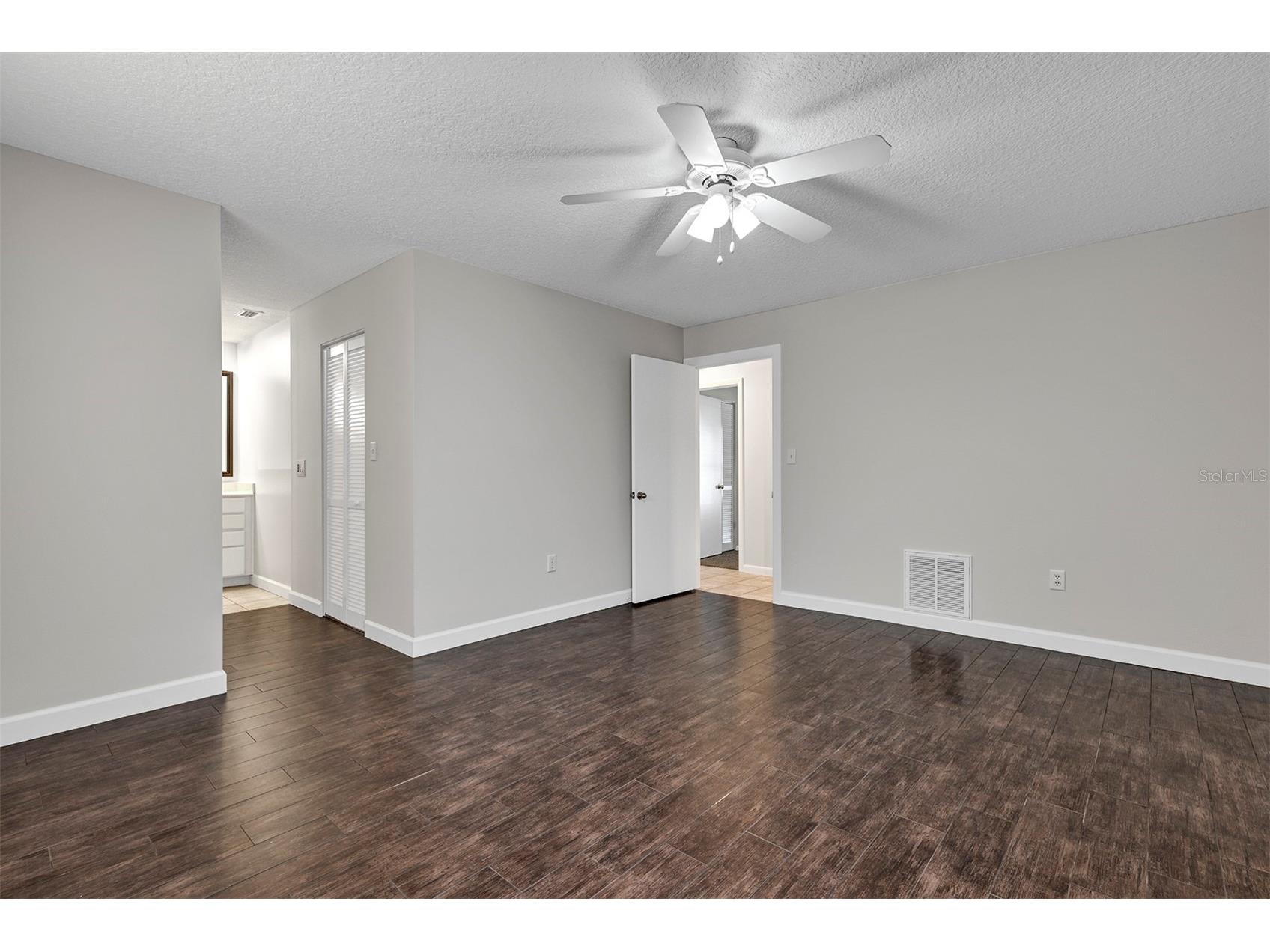 3021 Brandywine Drive Orlando FL 32806 O6423835 image27