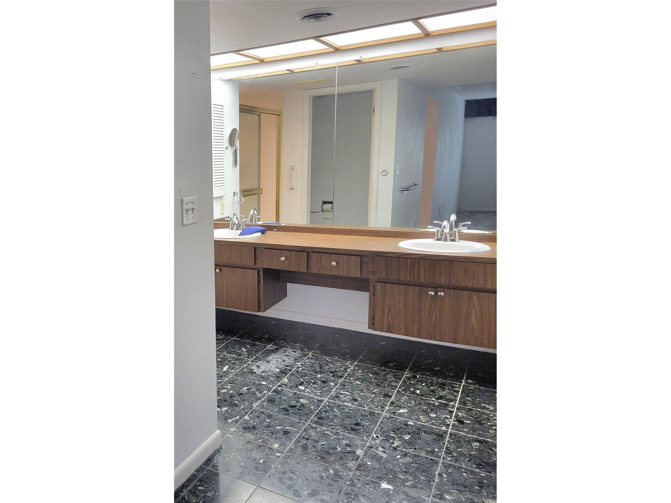 3021 Countryside Boulevard #26A Clearwater FL 33761 TB8515637 image24