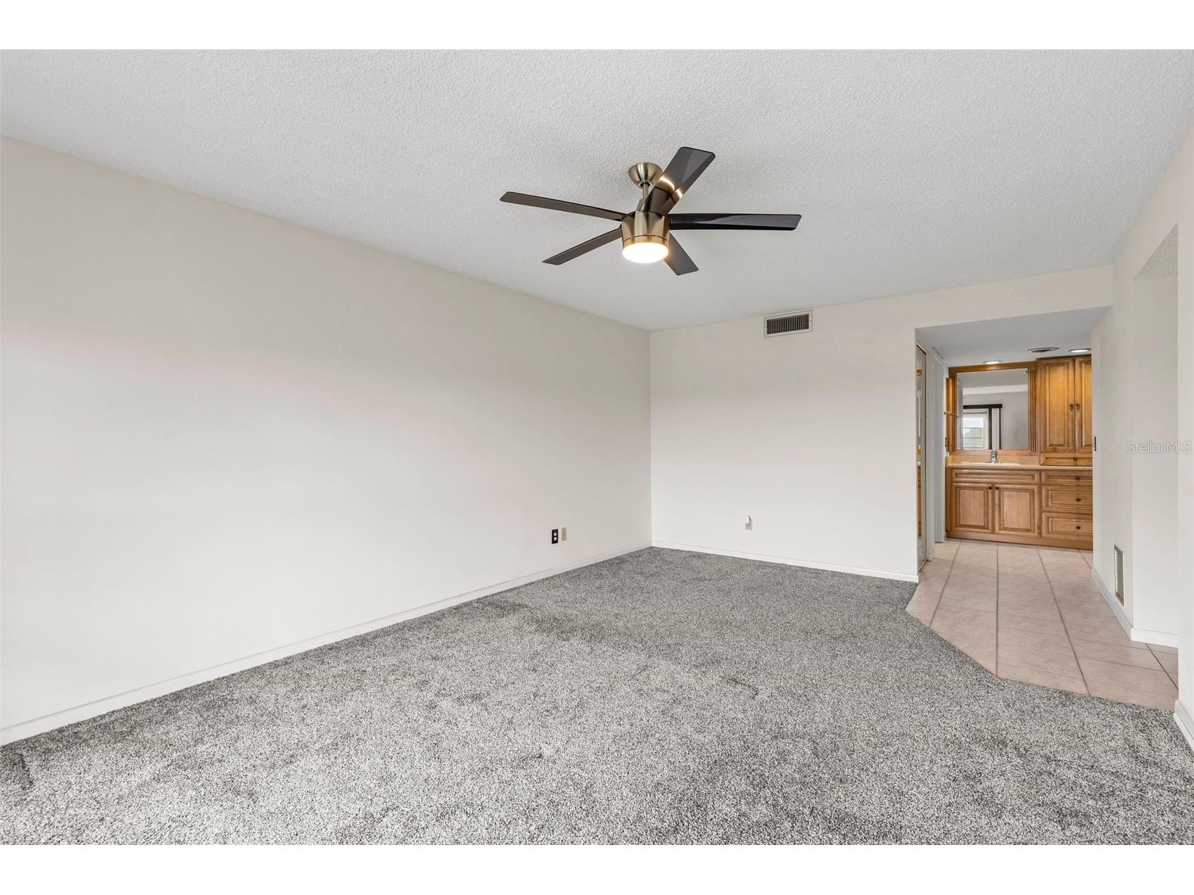 3021 Countryside Boulevard #44A Clearwater FL 33761 TB8515072 image15