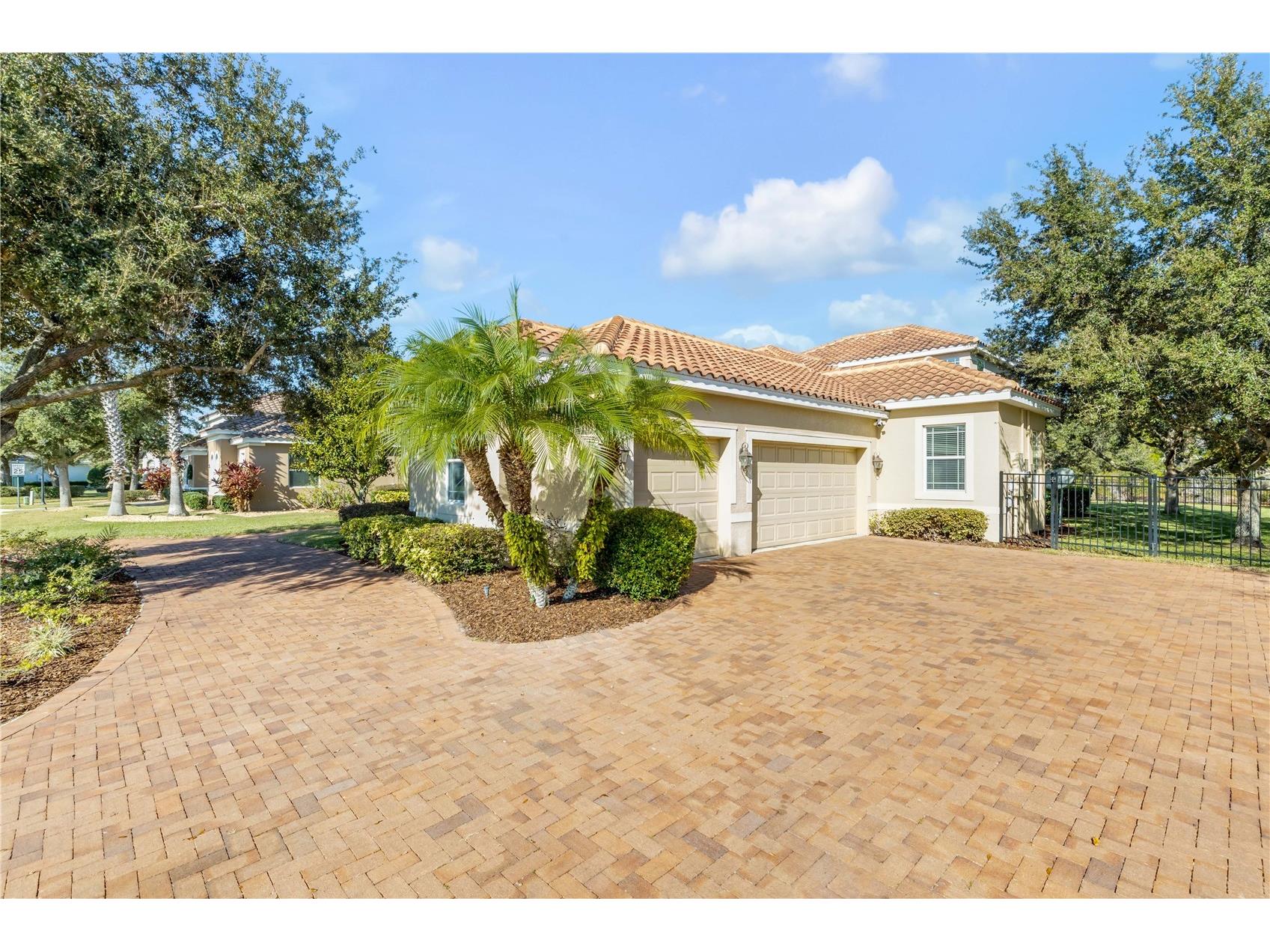 3021 Isola Bella Boulevard Mount Dora FL 32757 NS1088222 image2