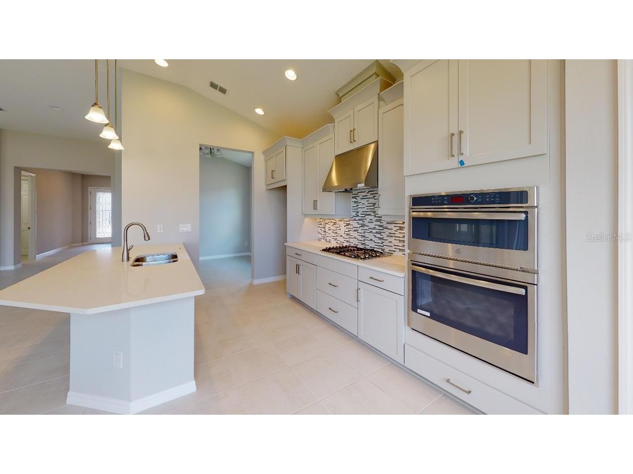 3021 Parapet Terrace Place Plant City FL 33565 TB8487245 image4