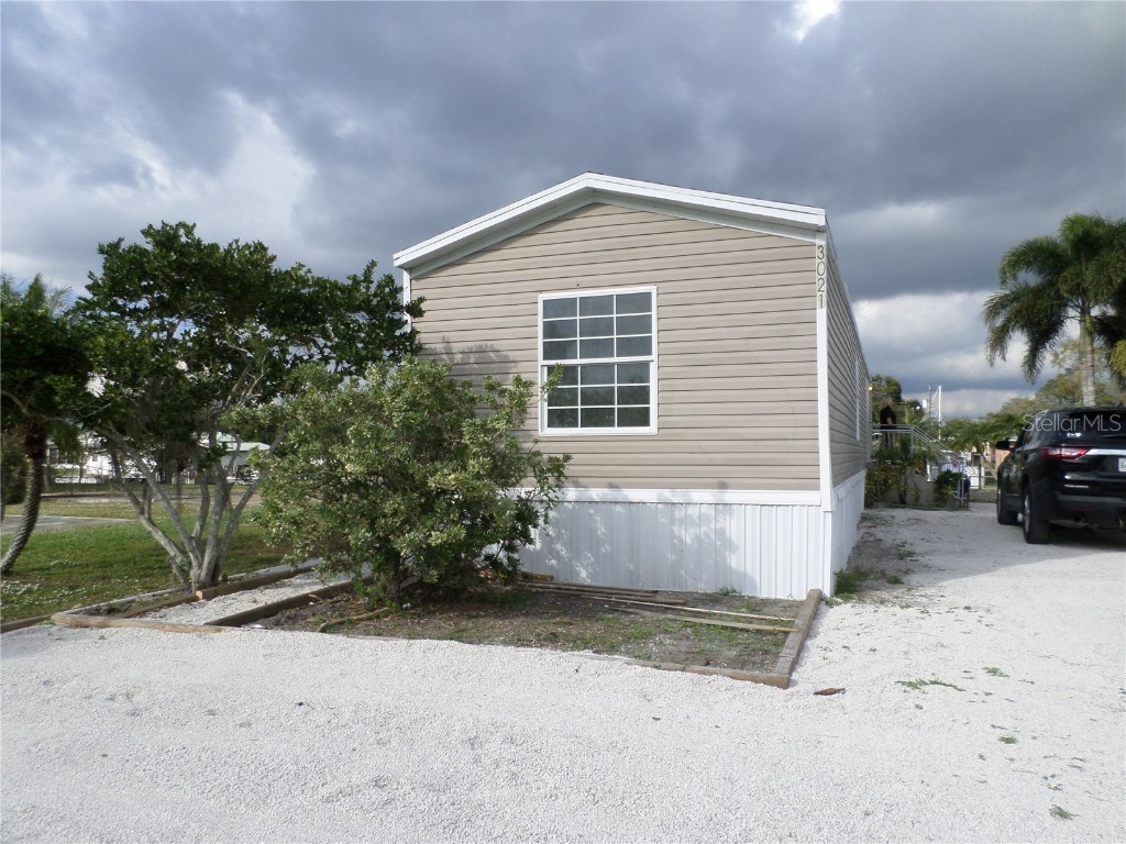 3021 Se 28th Street Okeechobee FL 34974 - Canal OK223539 image1
