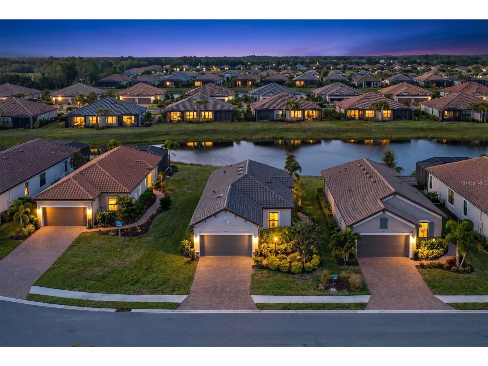 3021 Veneto Court Lakewood Ranch FL 34211 A4676461 image2