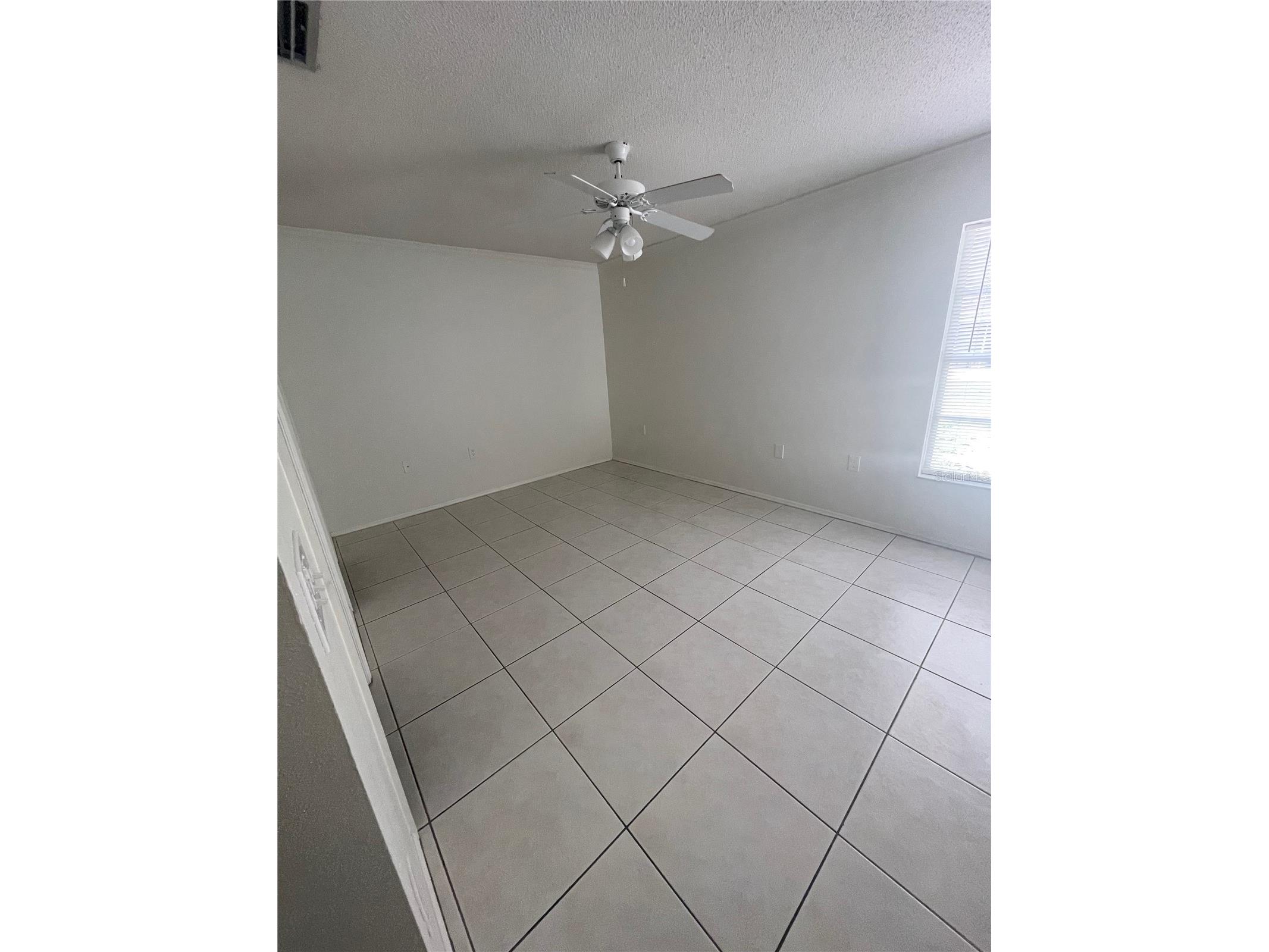 3021 W Tampa Bay Boulevard Tampa FL 33607 TB8477524 image9