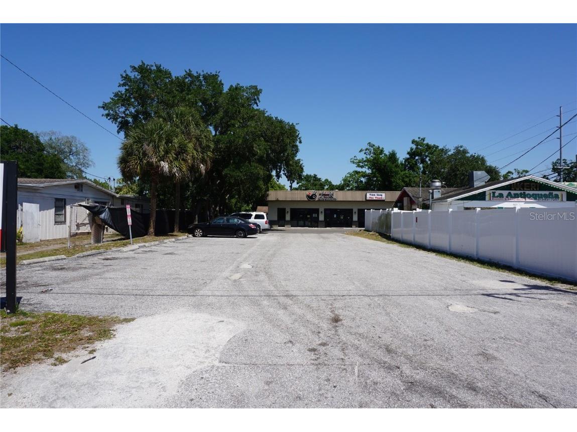 3021 W Waters Avenue Tampa FL 33614 TB8376207 image7