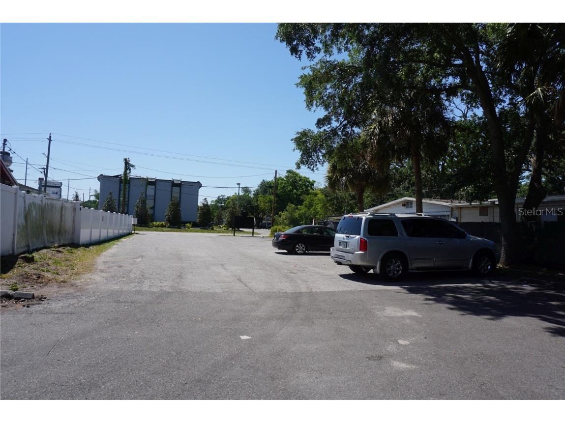 3021 W Waters Avenue Tampa FL 33614 TB8376207 image8