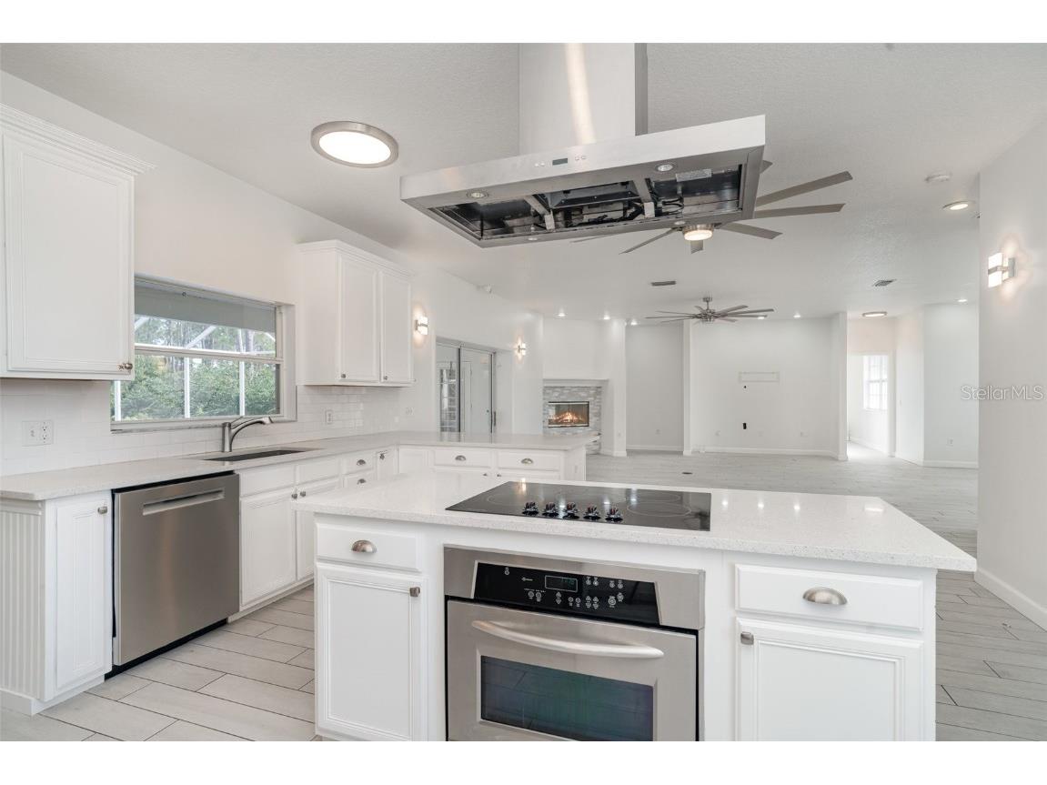 30215 Saddlebag Trail Myakka City FL 34251 TB8445269 image7