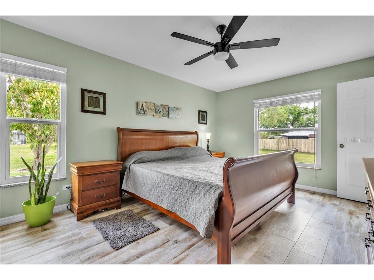 3022 45th Way E Bradenton FL 34203 A4689039 image25
