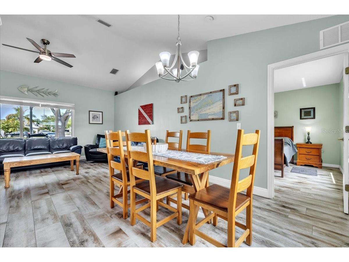 3022 45th Way E Bradenton FL 34203 A4689039 image32