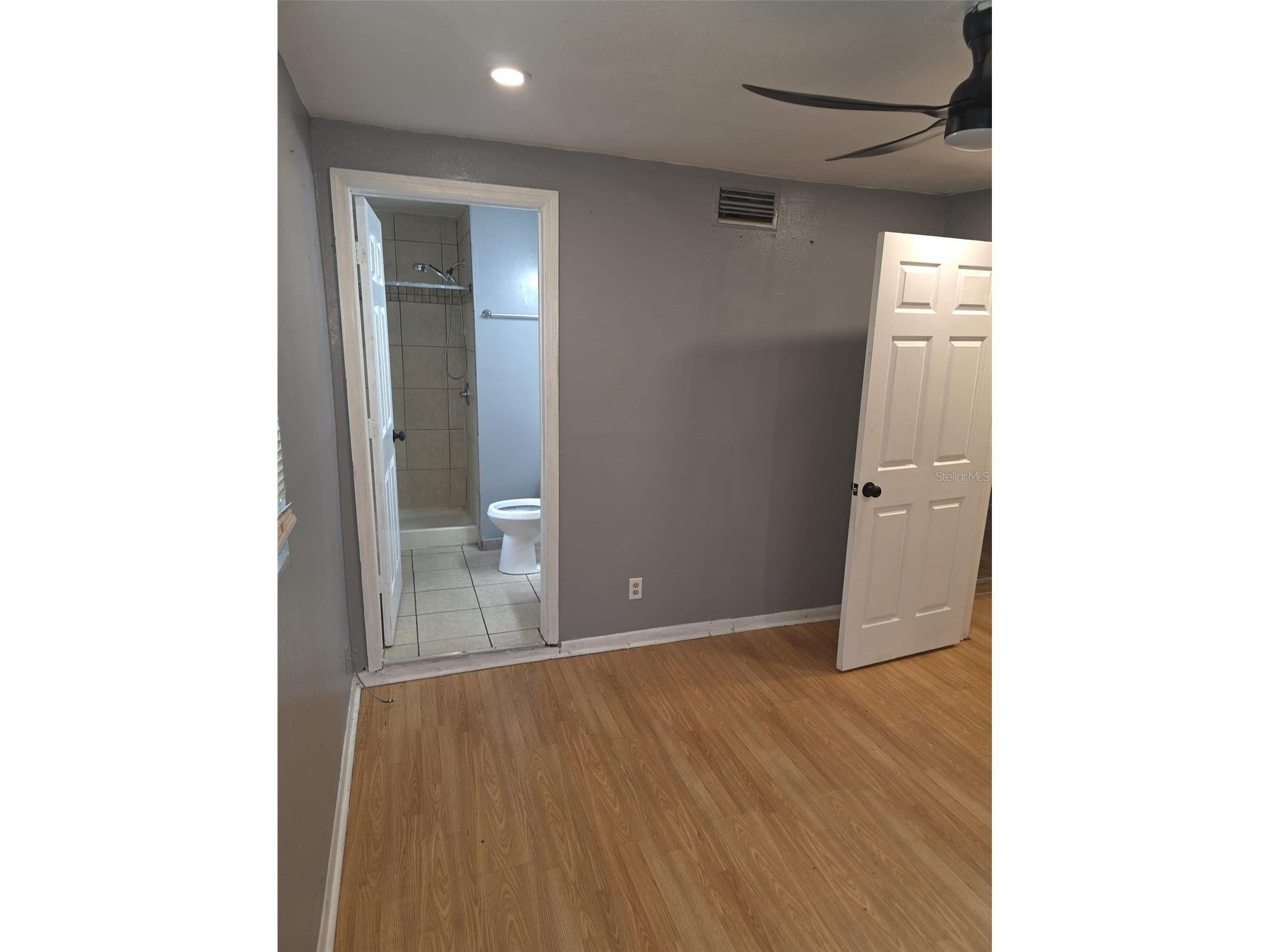 3022 Deleuil Avenue Tampa FL 33610 TB8496810 image8