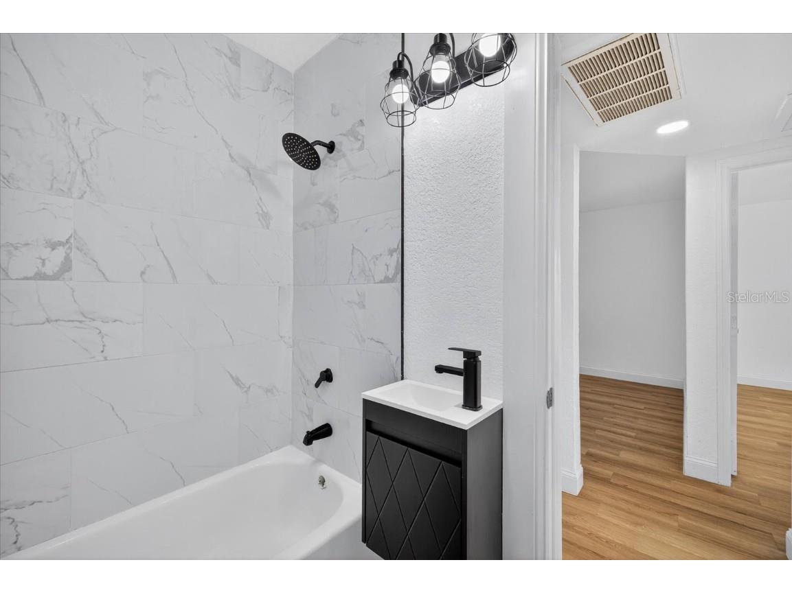 3022 W Meadow Street Tampa FL 33611 TB8448004 image24