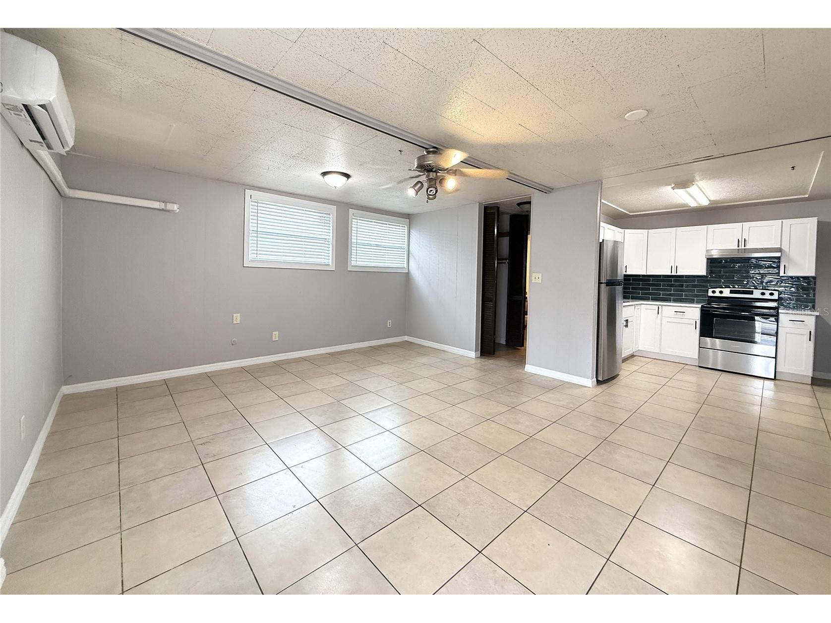 3022 W Walnut Street Tampa FL 33607 TB8487470 image2