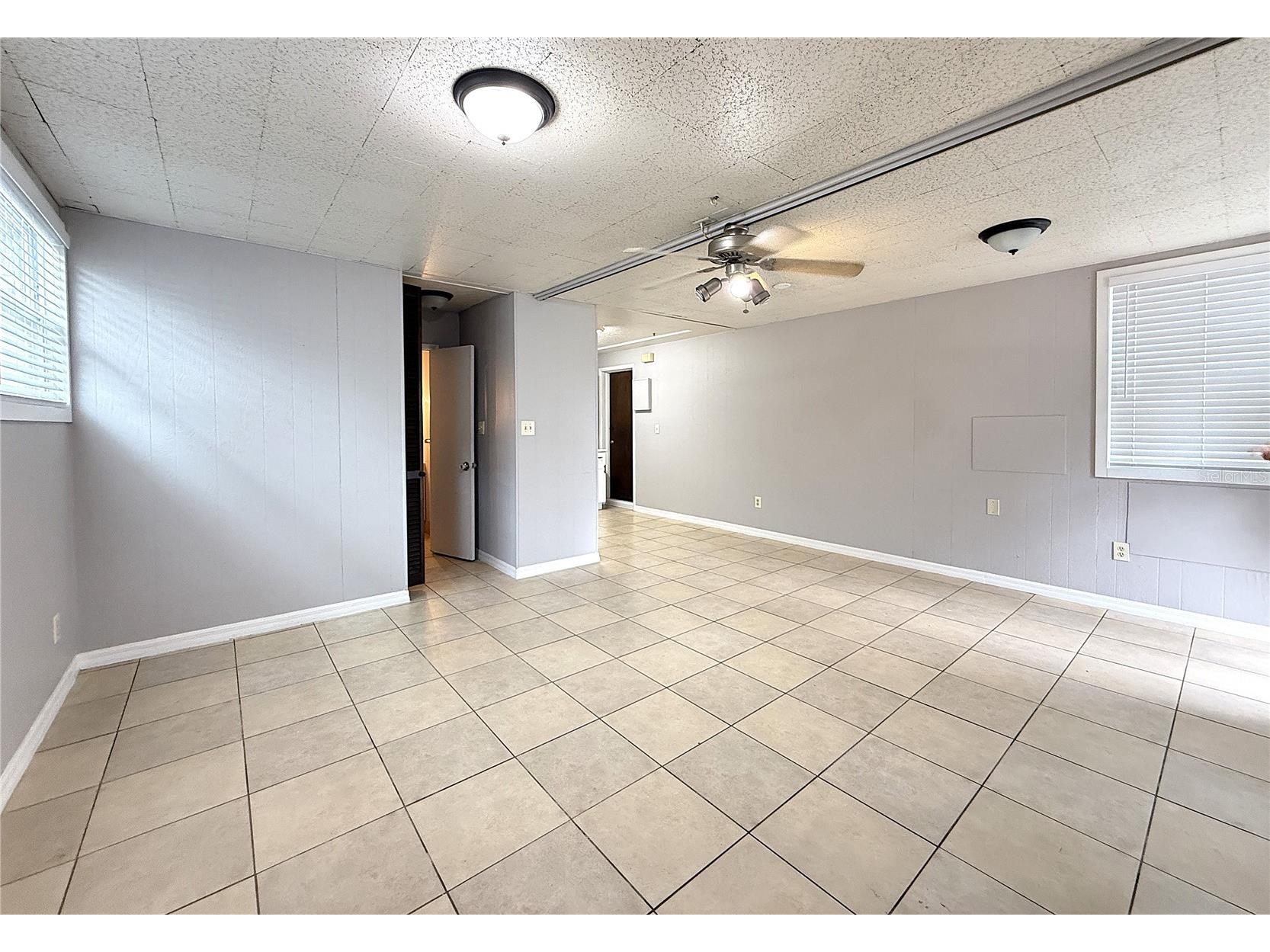 3022 W Walnut Street Tampa FL 33607 TB8487470 image6