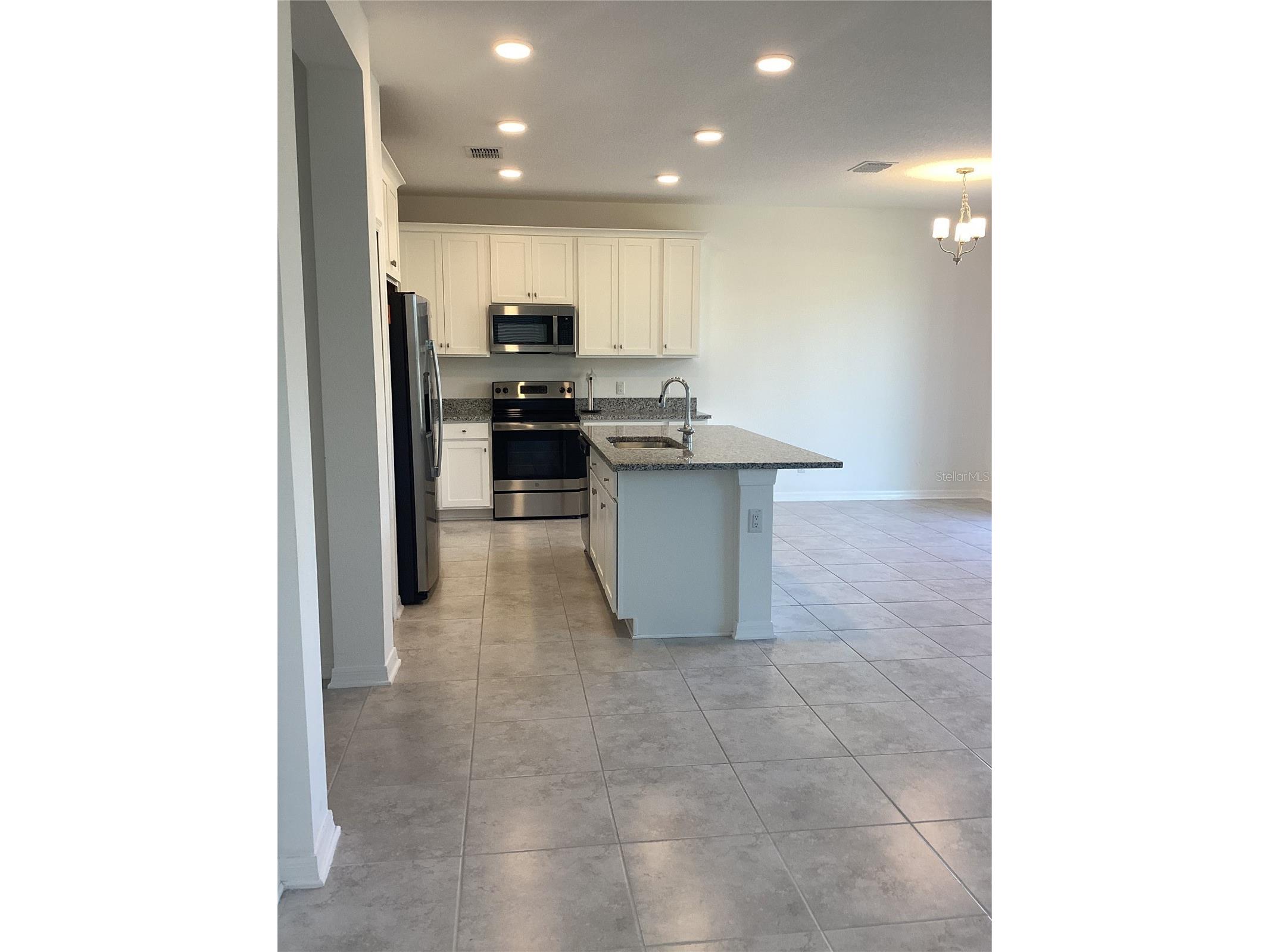 3023 Adams Cross Drive Zephyrhills FL 33540 TB8464996 image2