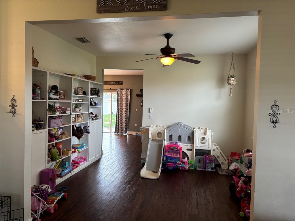 3023 Azalea Blossom Drive Plant City FL 33567 TB8424144 image11