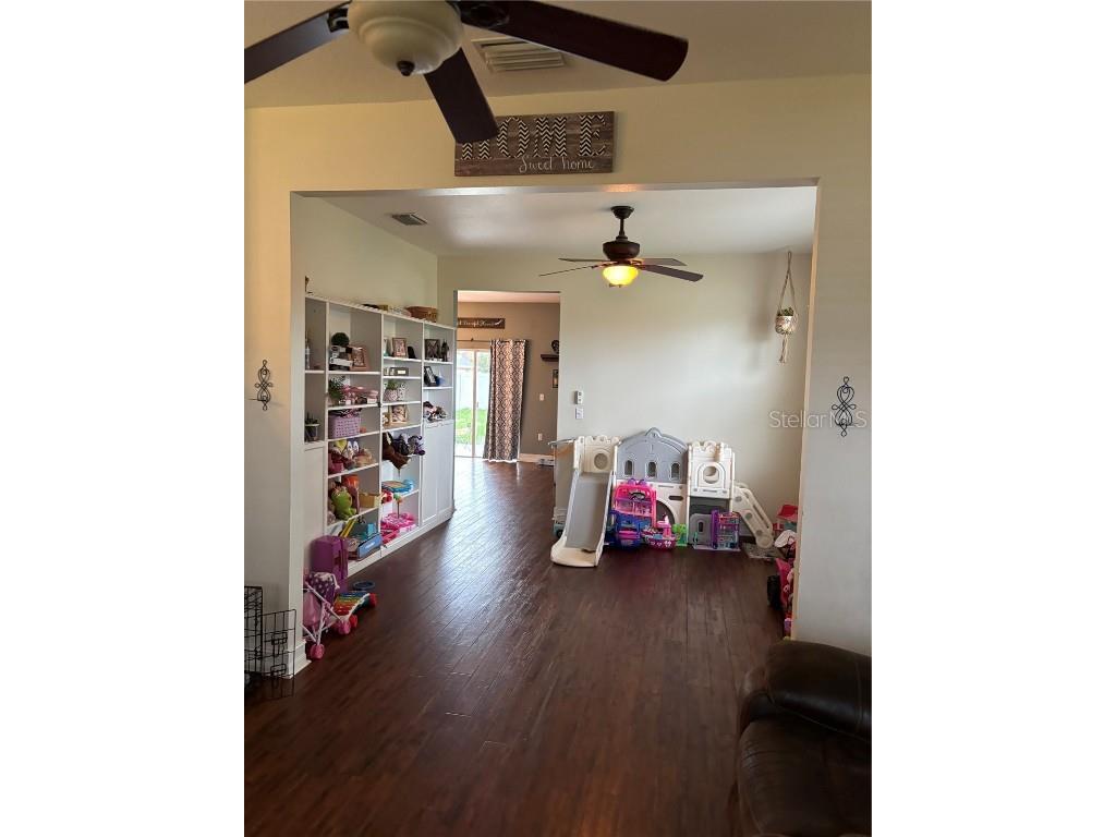 3023 Azalea Blossom Drive Plant City FL 33567 TB8424144 image12