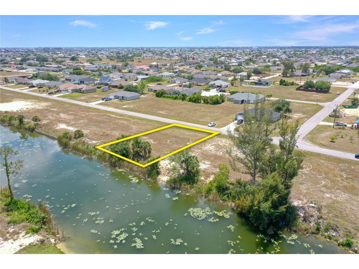 3023 NE 5th Place Cape Coral FL 33909 NS1084908 image8