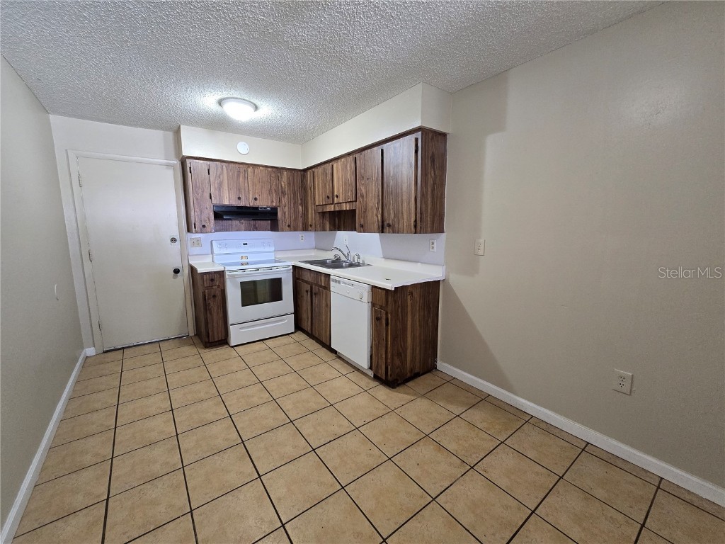 3023 Reiter Drive #B Auburndale FL 33823 L4955511 image4