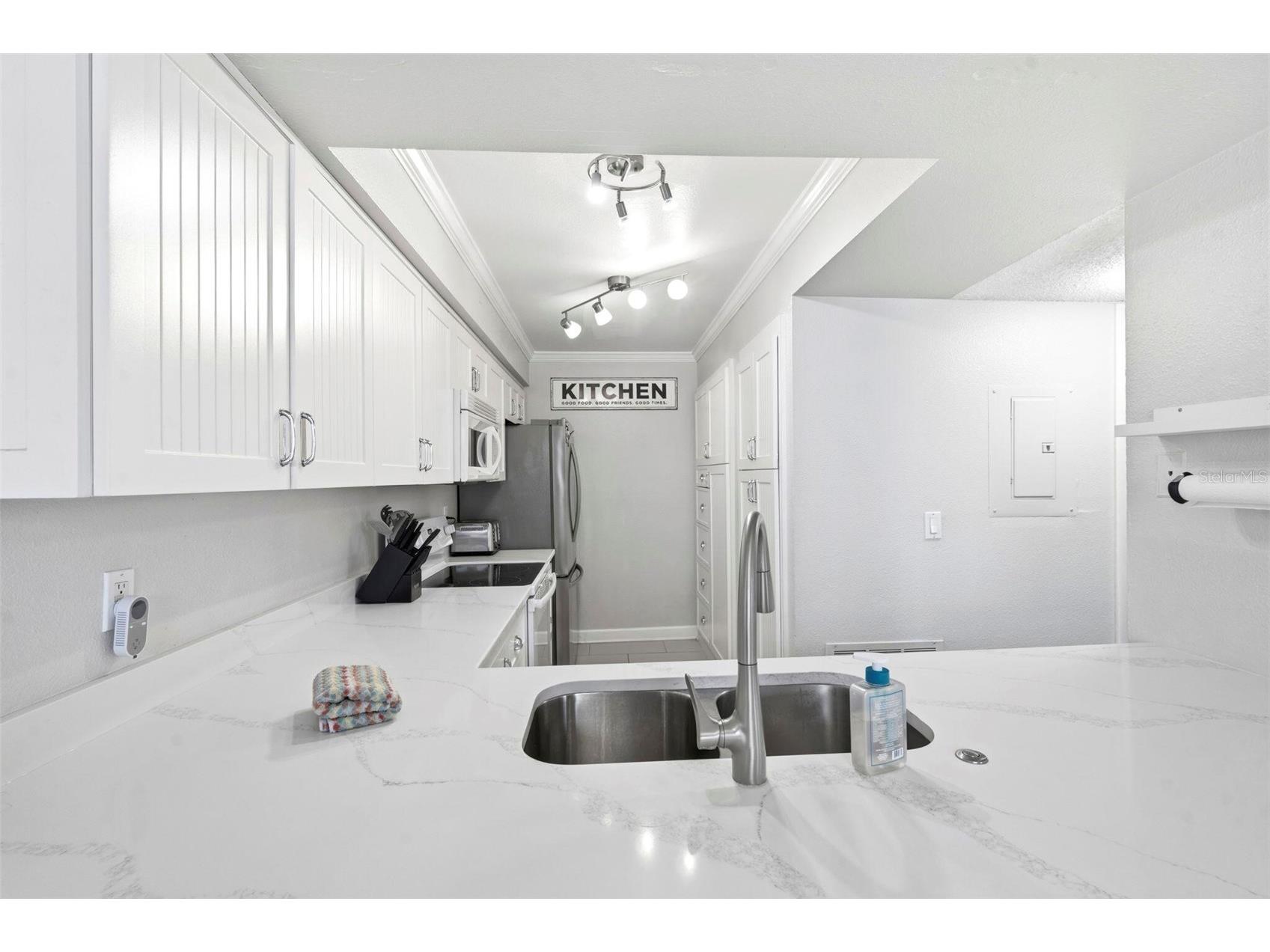 3024 Bonaventure Circle #204 Palm Harbor FL 34684 O6418238 image6