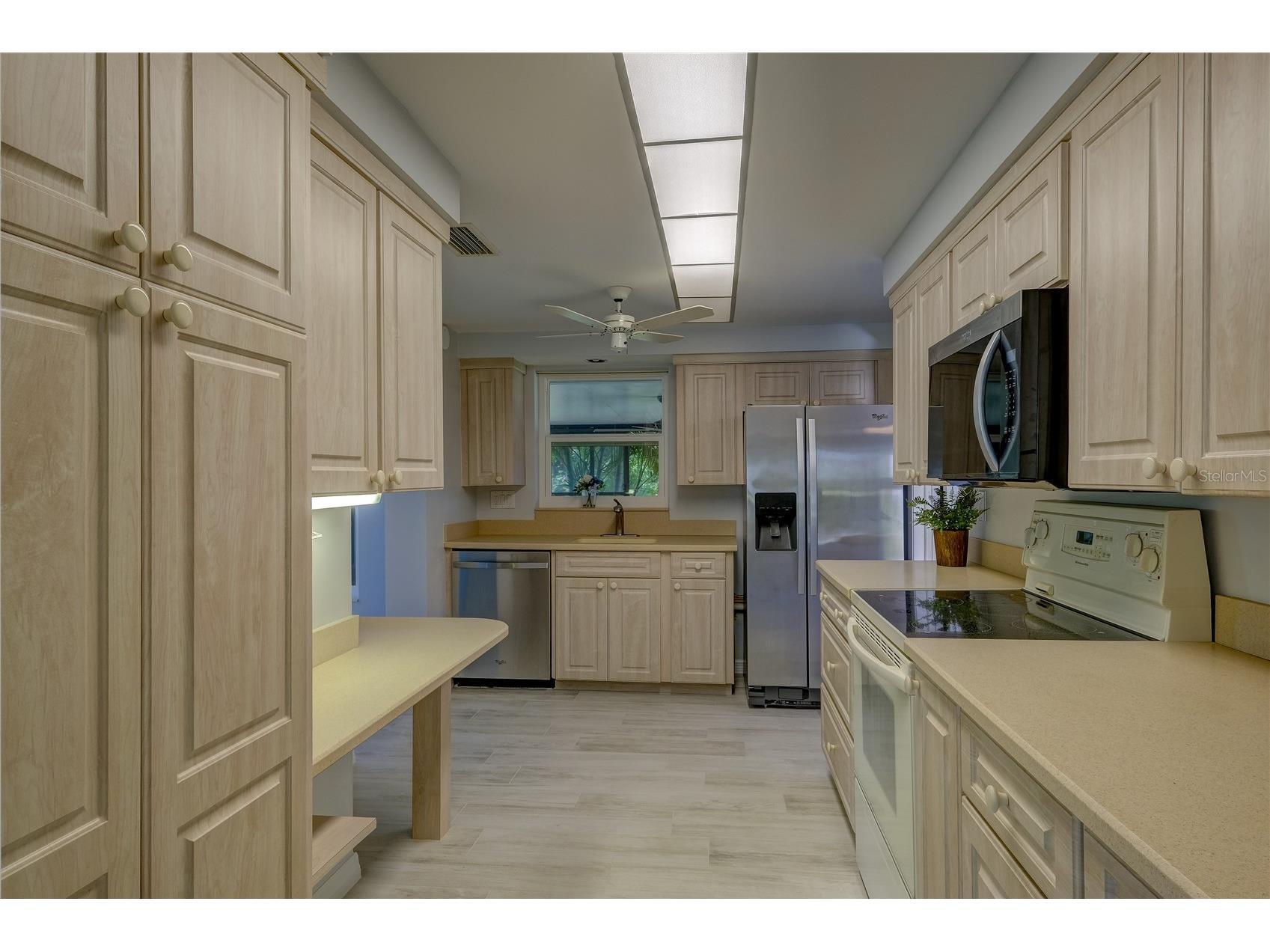 3024 Chase Circle Sarasota FL 34231 A4692134 image15