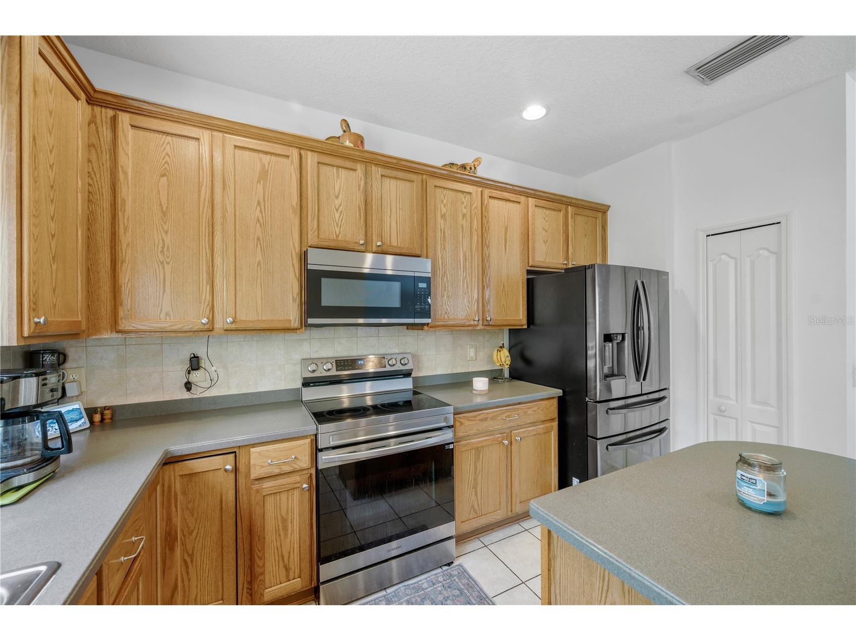 3024 Girvan Drive Land O Lakes FL 34638 TB8481647 image8