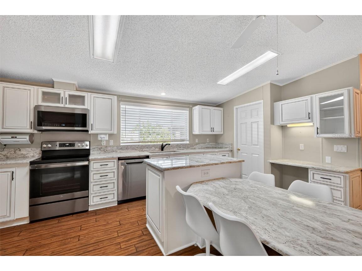 3024 Manatee Road Tavares FL 32778 G5100900 image10