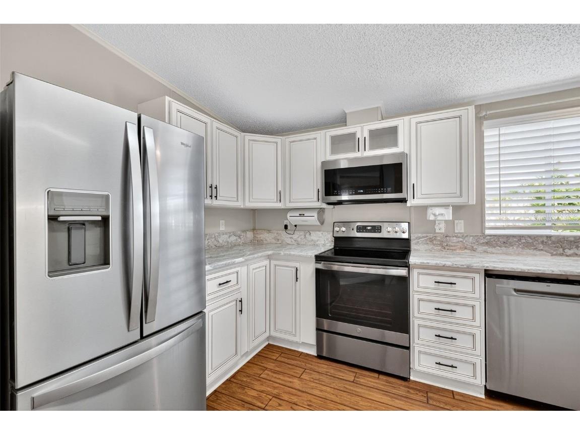 3024 Manatee Road Tavares FL 32778 G5100900 image11