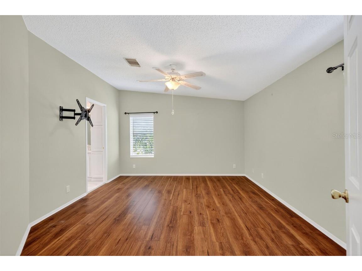 3024 Manatee Road Tavares FL 32778 G5100900 image16