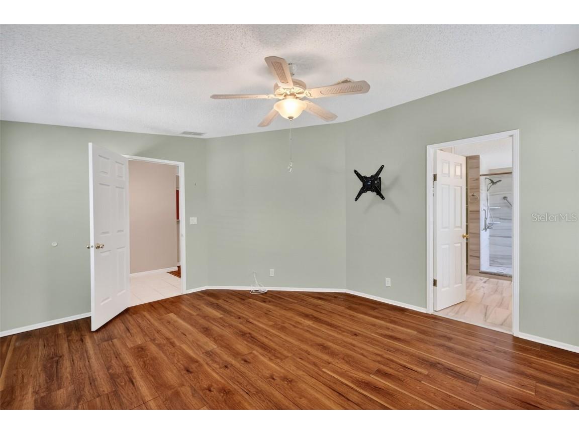 3024 Manatee Road Tavares FL 32778 G5100900 image17