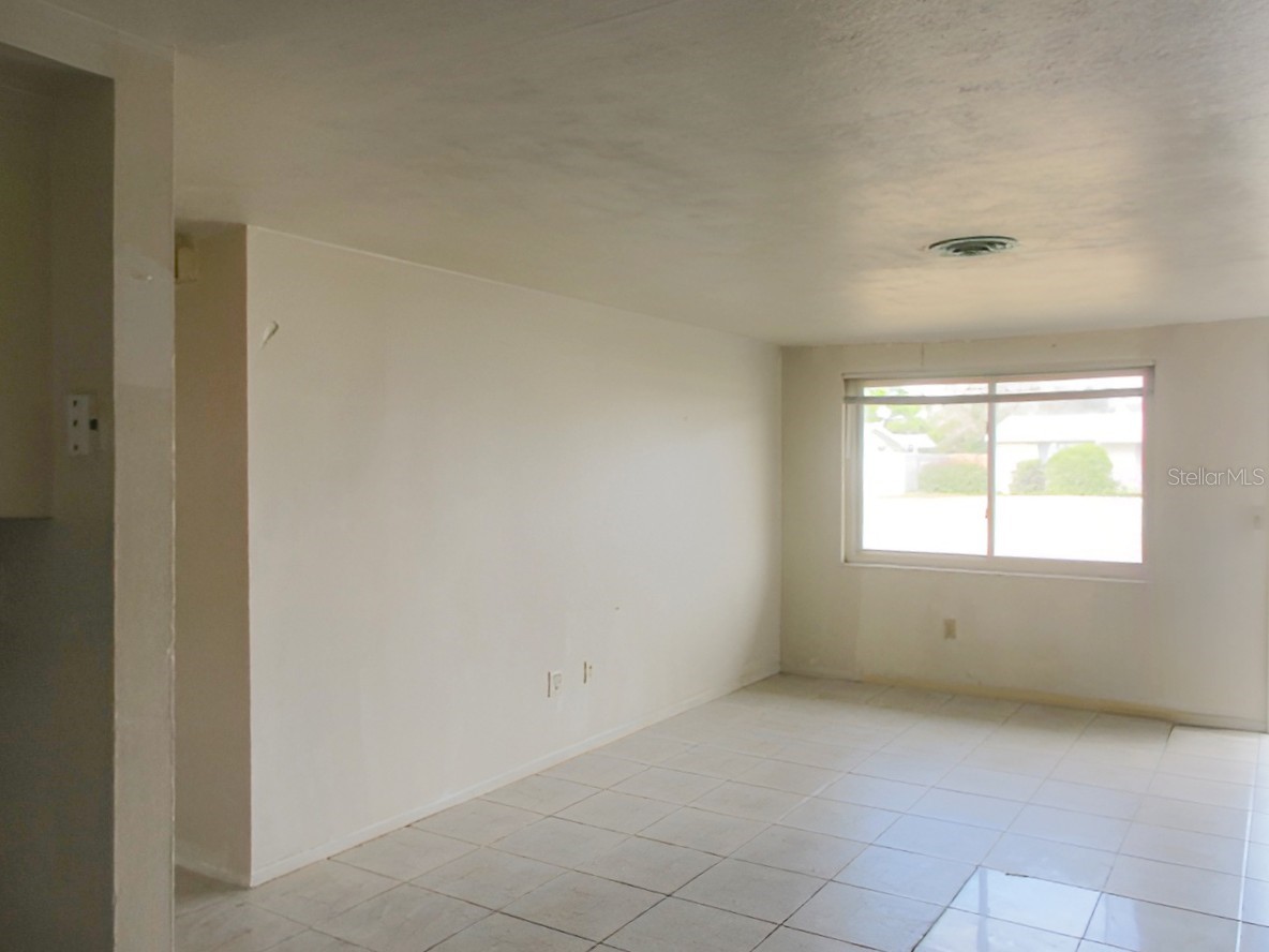 3024 Williamsburg Street Sarasota FL 34231 C7521739 image10