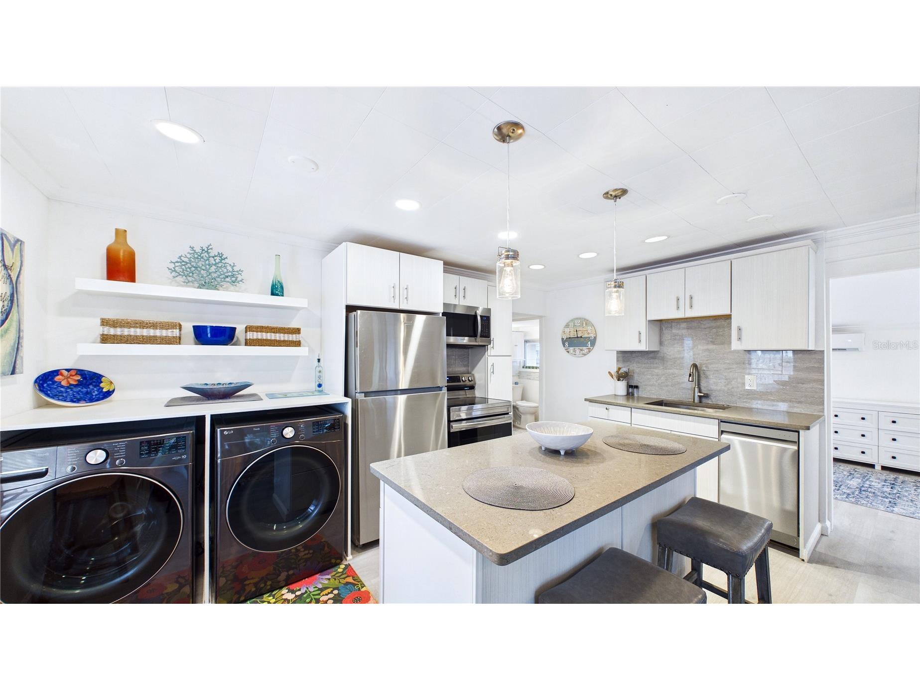 3025 56th Street S Gulfport FL 33707 TB8511439 image11