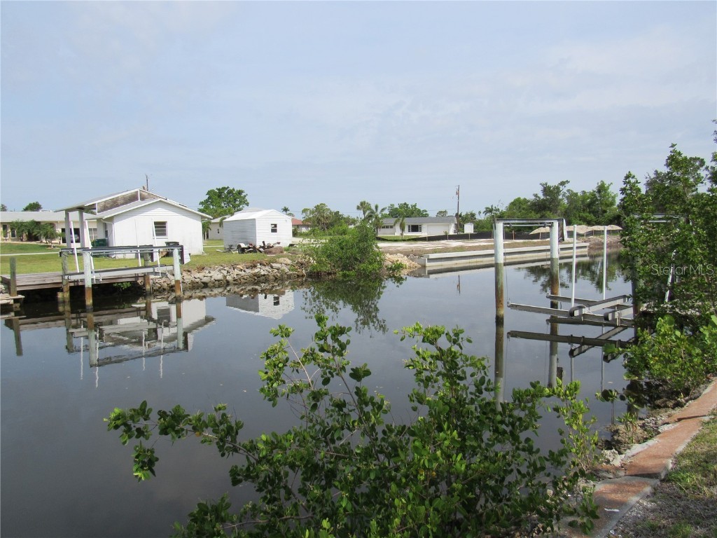 3025 Chapman Boulevard Punta Gorda FL 33950 C7476192 image1