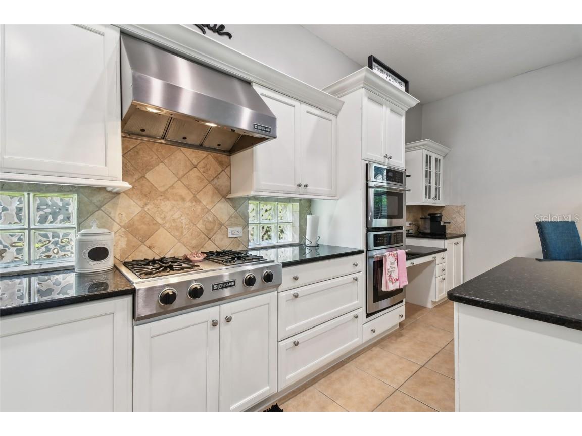 3025 Naughton Way Tarpon Springs FL 34688 TB8404534 image32