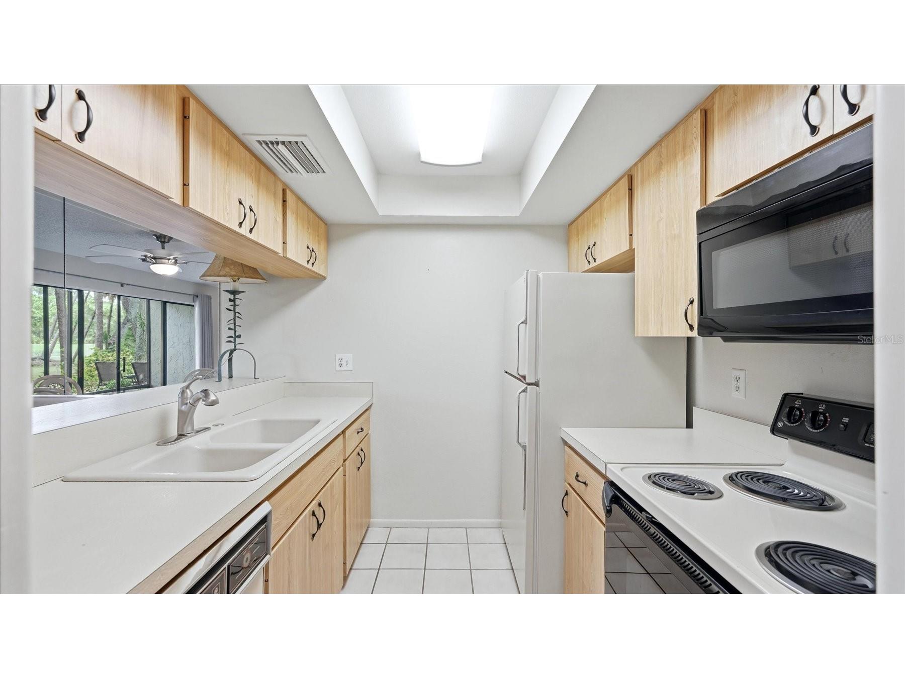 3025 Quail Hollow #17 Sarasota FL 34235 A4691045 image11