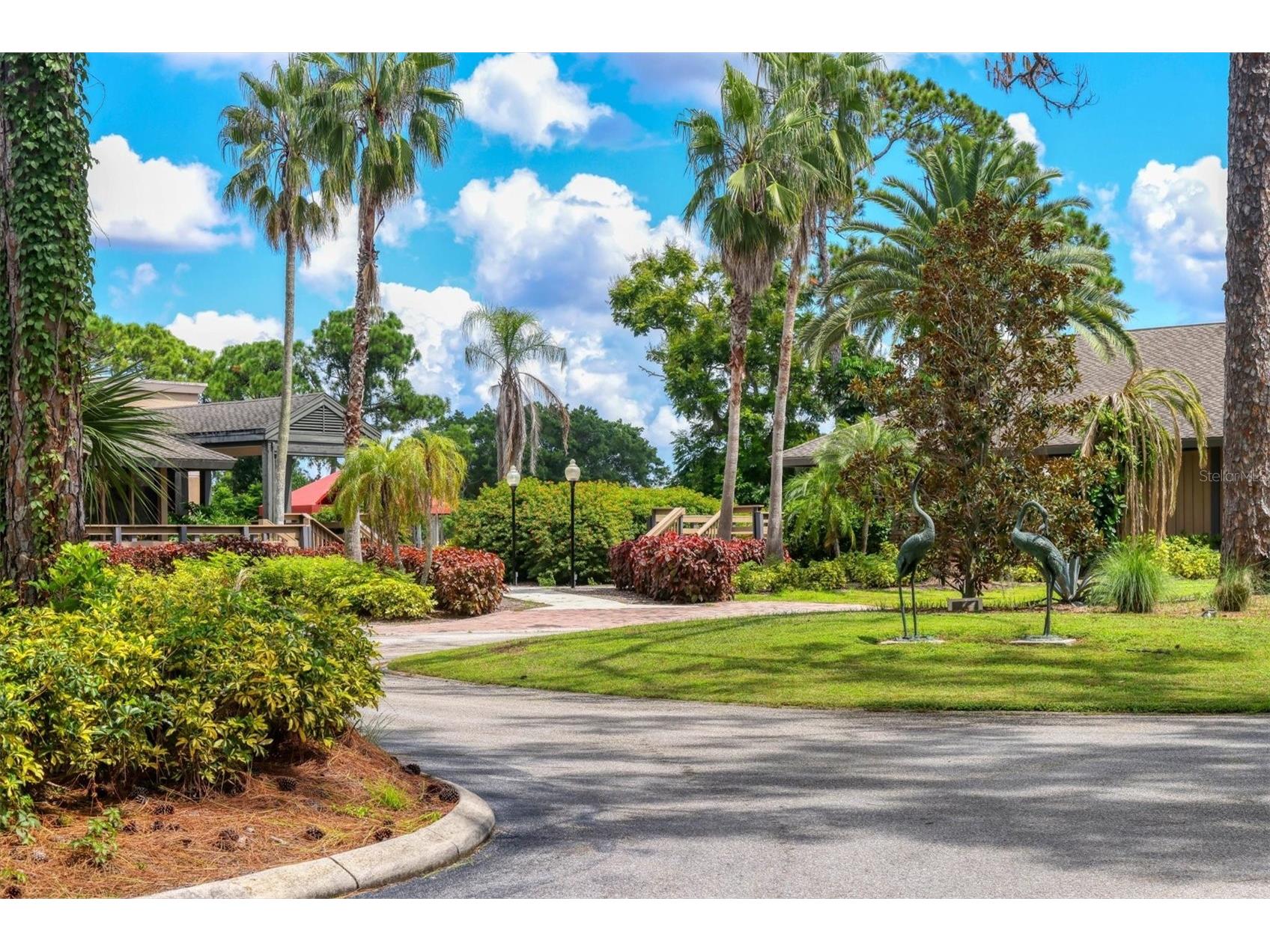 3025 Quail Hollow #17 Sarasota FL 34235 A4691045 image32