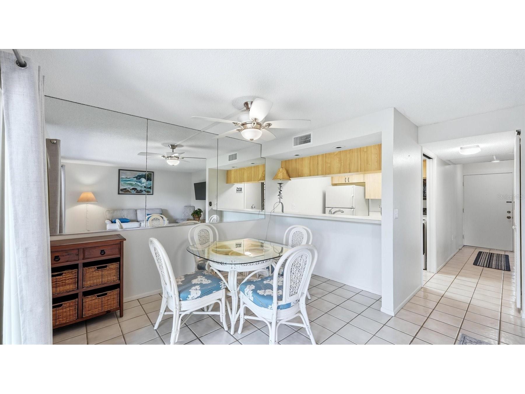 3025 Quail Hollow #17 Sarasota FL 34235 A4691045 image9