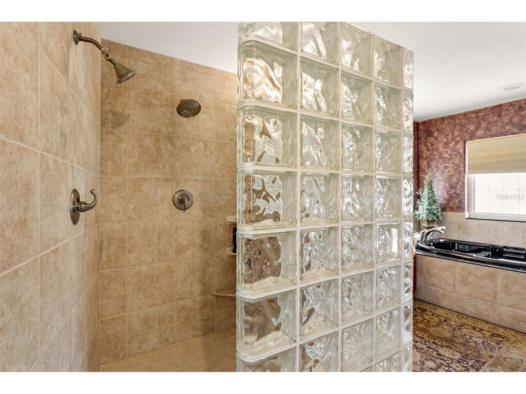 3025 Samara Drive Tampa FL 33618 TB8485204 image21