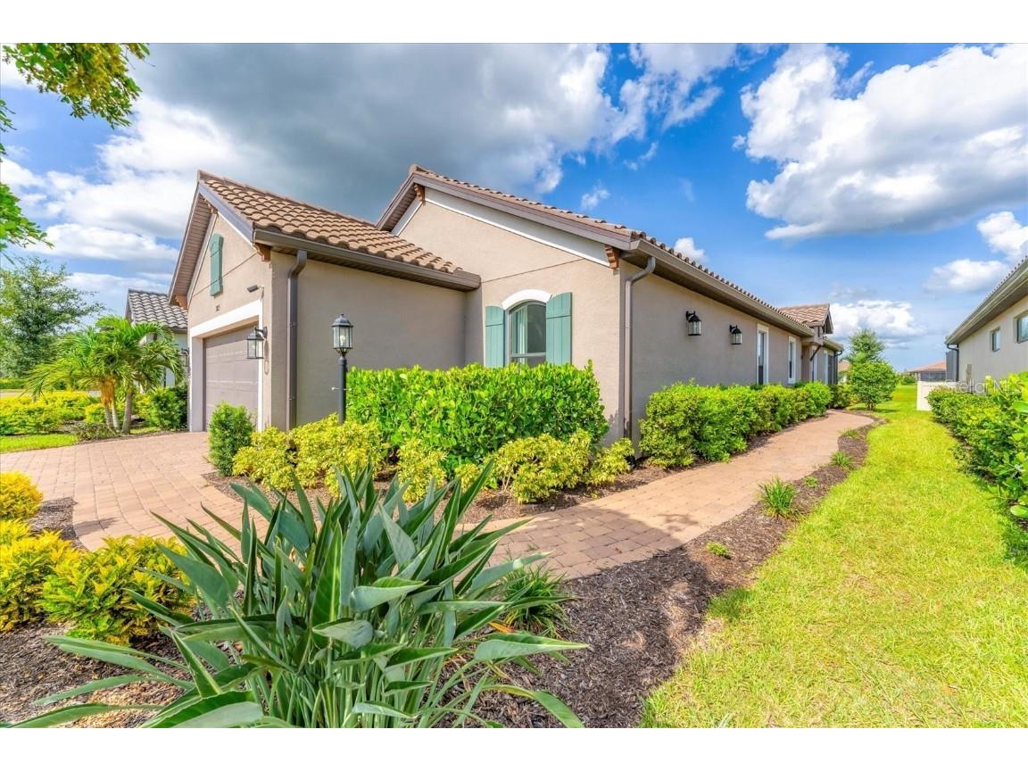 3025 Veneto Court Bradenton FL 34211 A4657592 image1