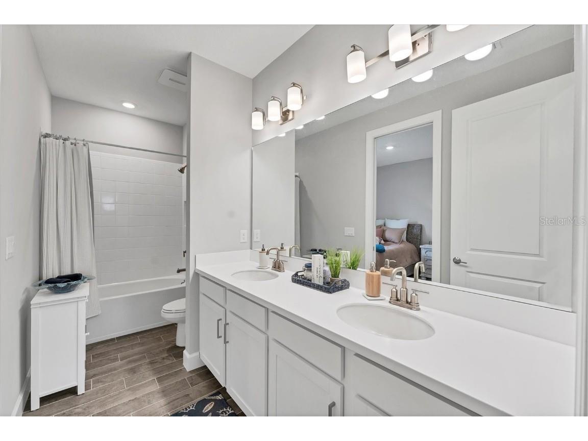 3025 Veneto Court Bradenton FL 34211 A4657592 image27