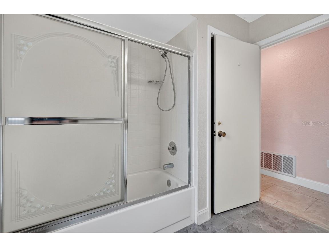 3025 Whitewood Avenue Spring Hill FL 34609 O6345948 image32