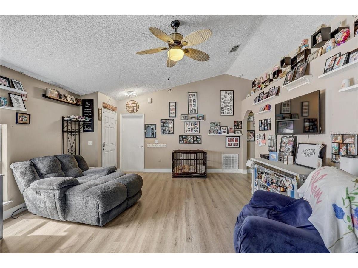 30257 Birdhouse Drive Wesley Chapel FL 33545 L4962569 image6