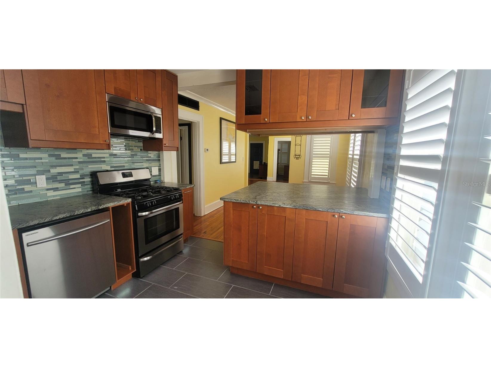 3026 Burlington Avenue N Saint Petersburg FL 33713 TB8454218 image12