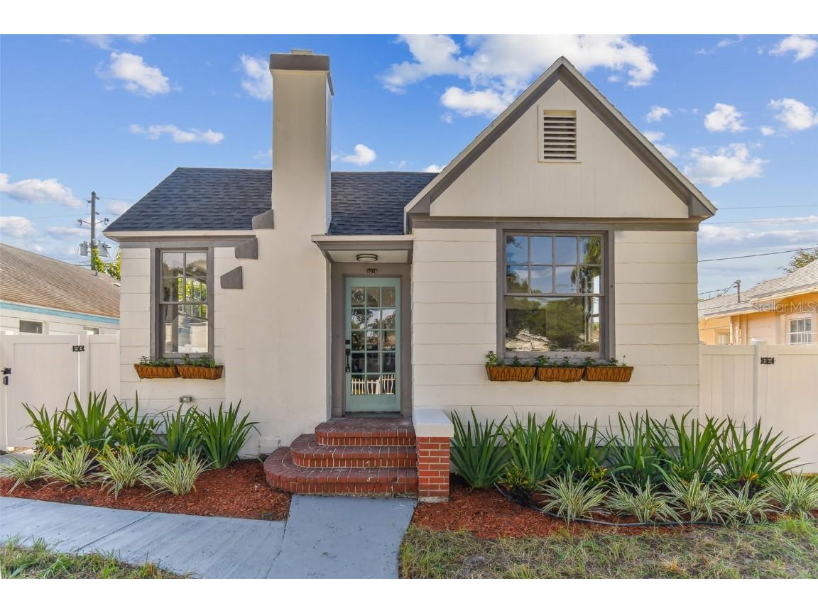3026 Highland Street N Saint Petersburg FL 33704 U8213758 image1