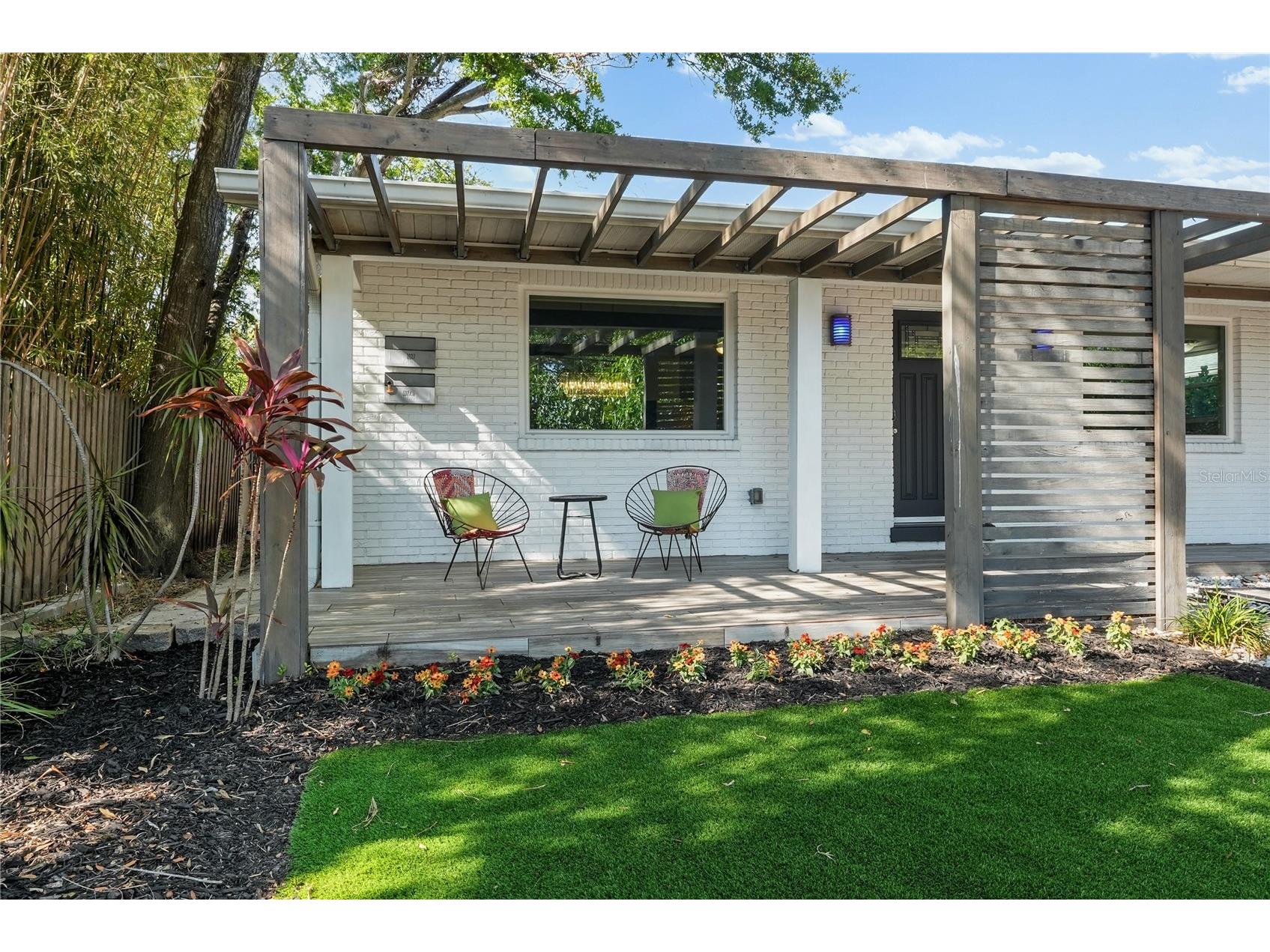 3027 Burlington Avenue N Saint Petersburg FL 33713 TB8503955 image1