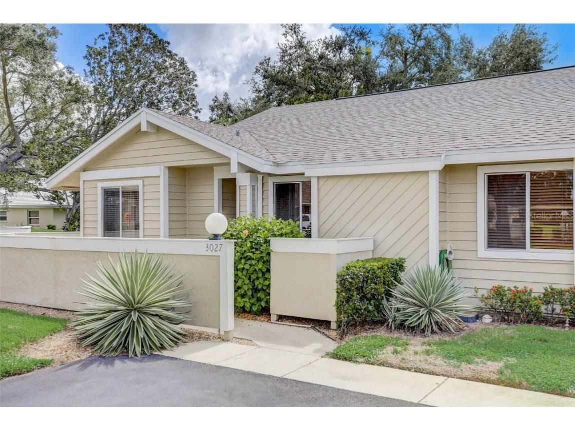 3027 Seawind Circle #15-B Venice FL 34293 A4585023 image1