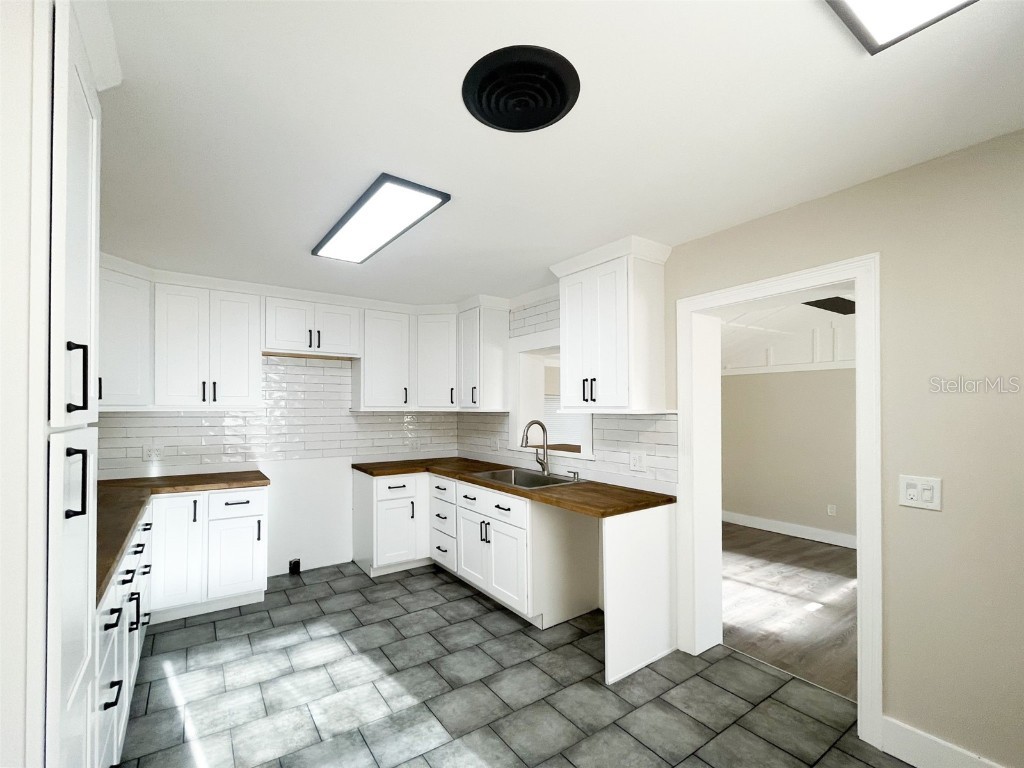 3028 9th Avenue N Saint Petersburg FL 33713 TB8421749 image2