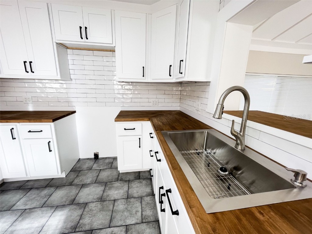 3028 9th Avenue N Saint Petersburg FL 33713 TB8421749 image4