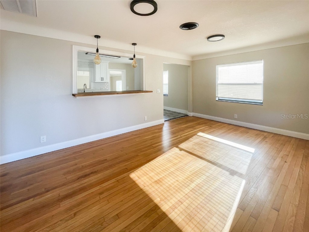 3028 9th Avenue N Saint Petersburg FL 33713 TB8421749 image9